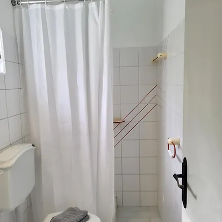 Aura Apartment Kinira