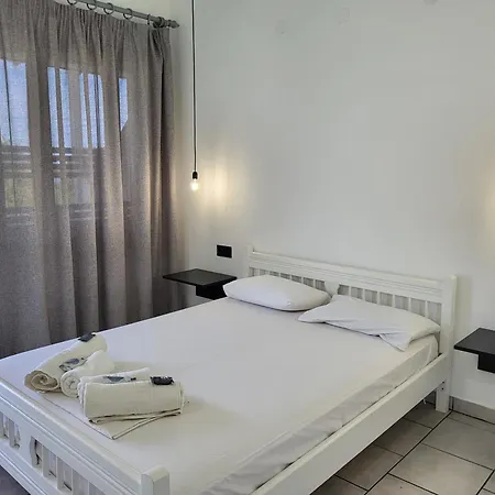 Aura Apartment Kinira